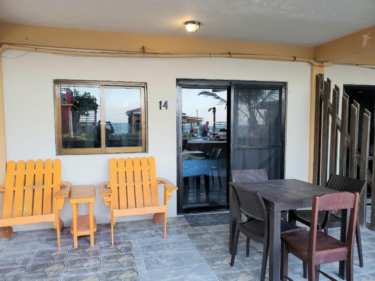 Beach Club Condos At Popeyes Caye Caulker Eksteriør billede